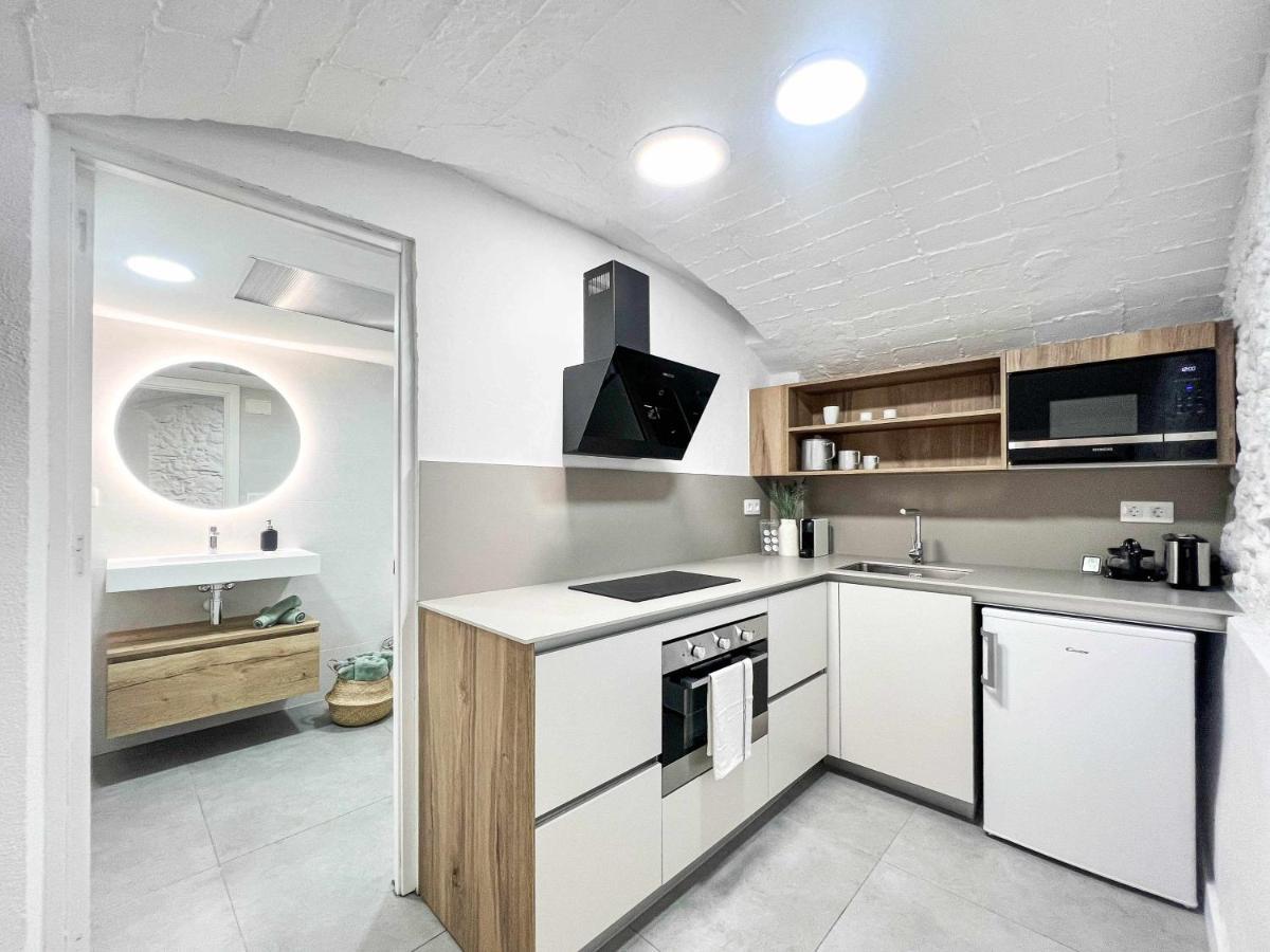 Casa Besalu Estudio En El Centro Del Pueblo Екстер'єр фото