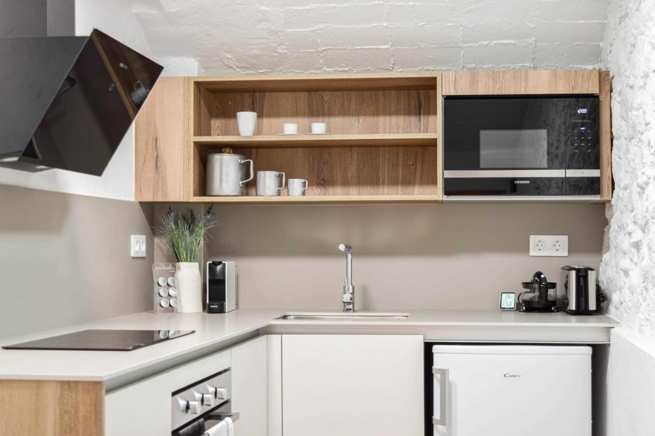 Casa Besalu Estudio En El Centro Del Pueblo Екстер'єр фото
