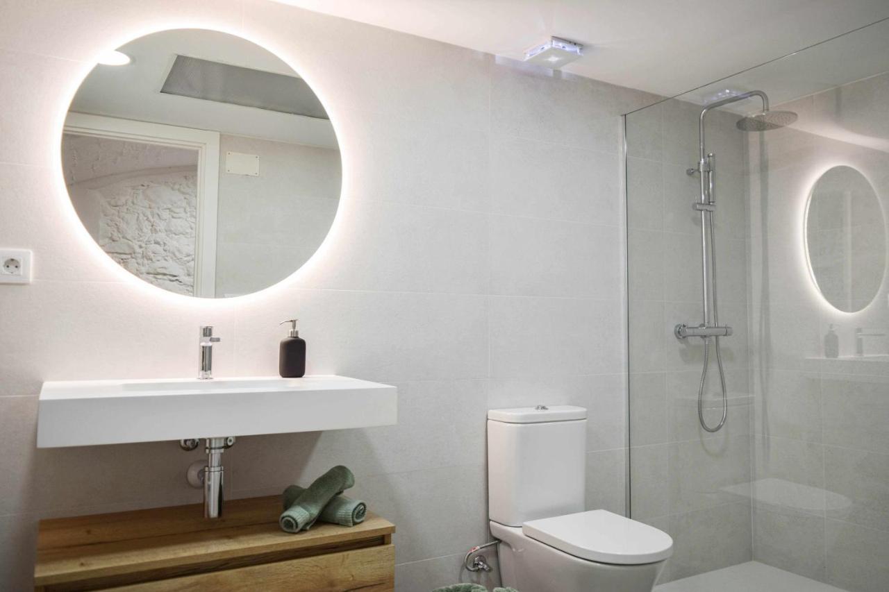 Casa Besalu Estudio En El Centro Del Pueblo Екстер'єр фото