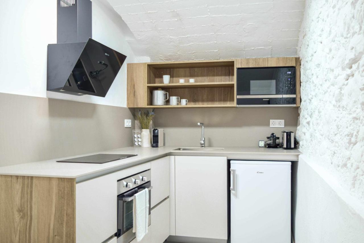 Casa Besalu Estudio En El Centro Del Pueblo Екстер'єр фото