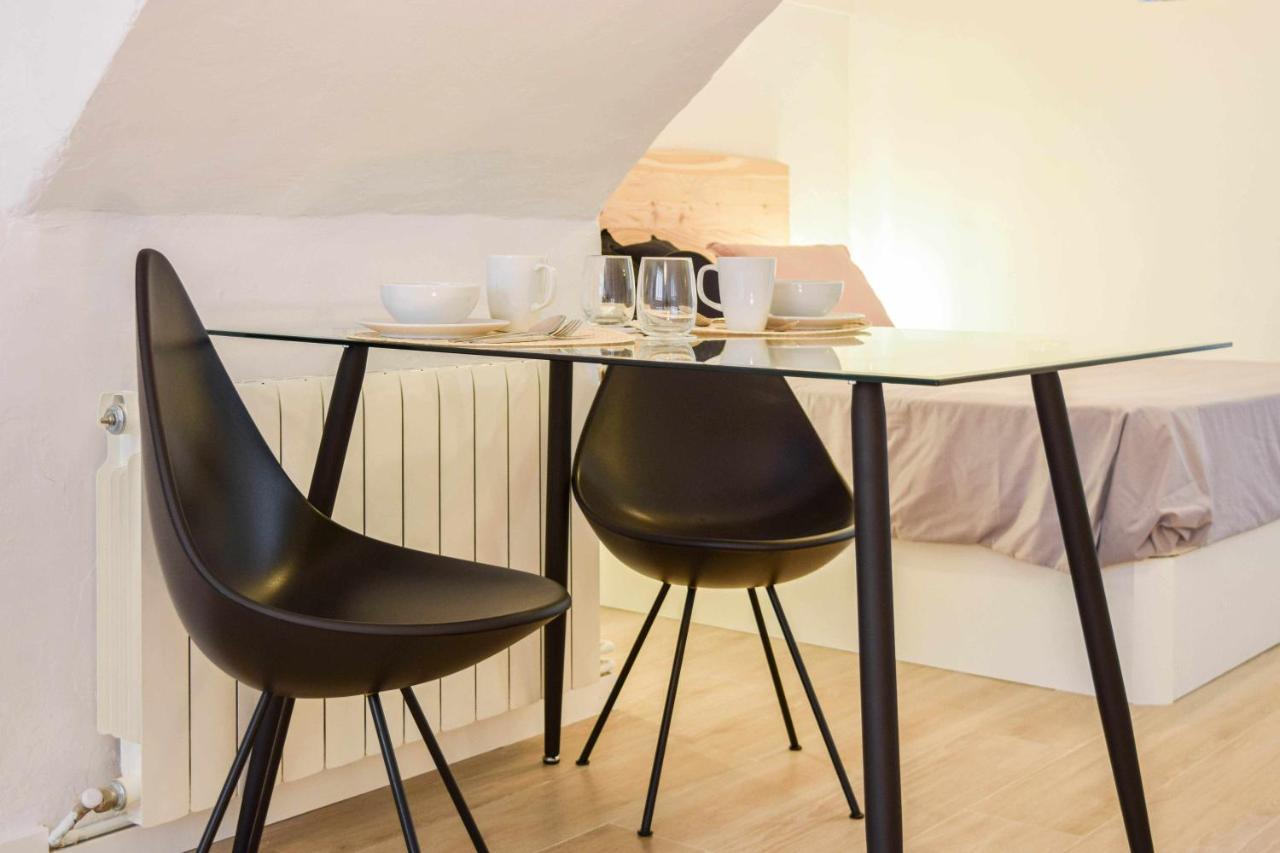 Casa Besalu Estudio En El Centro Del Pueblo Екстер'єр фото