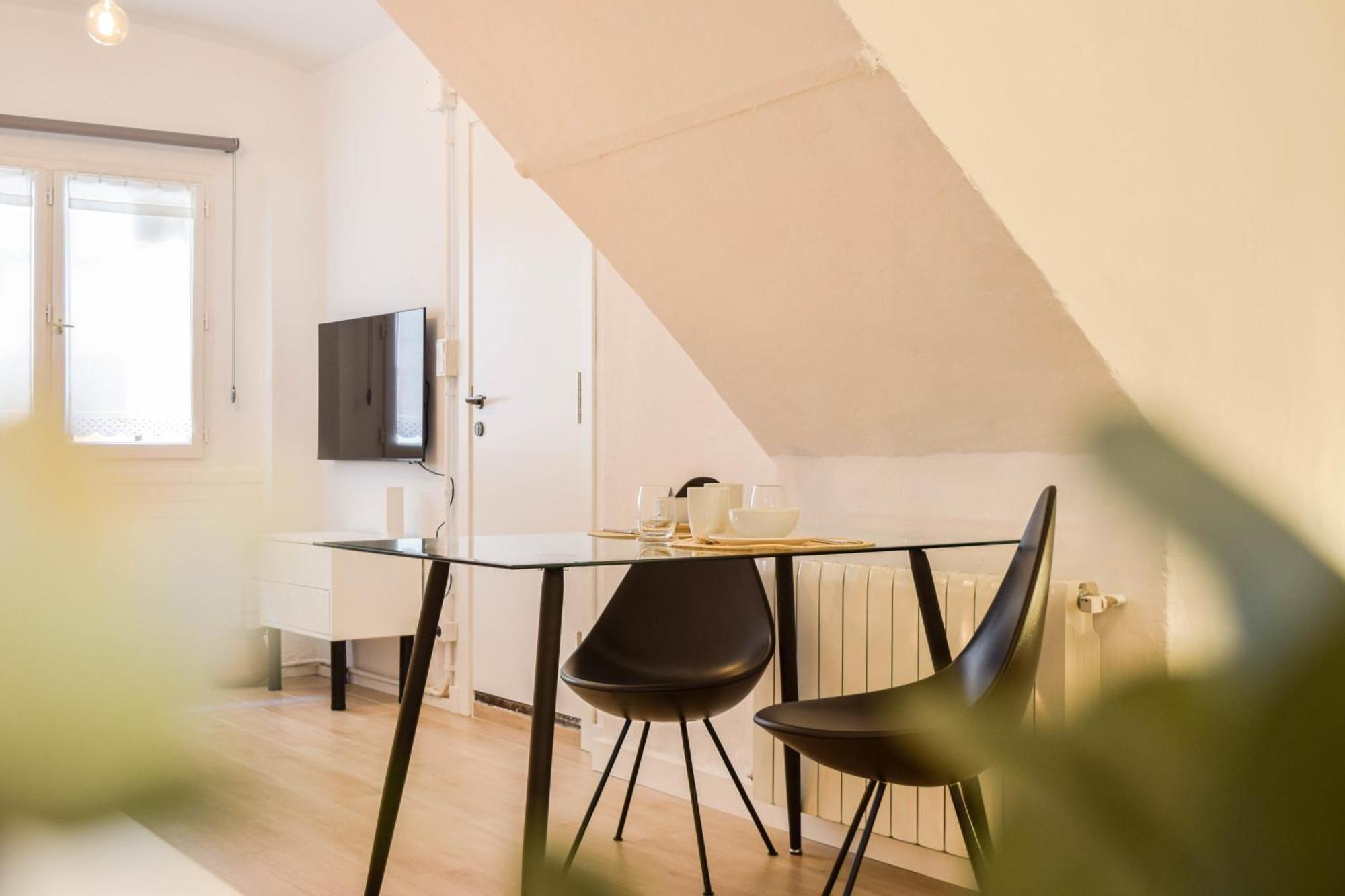 Casa Besalu Estudio En El Centro Del Pueblo Екстер'єр фото