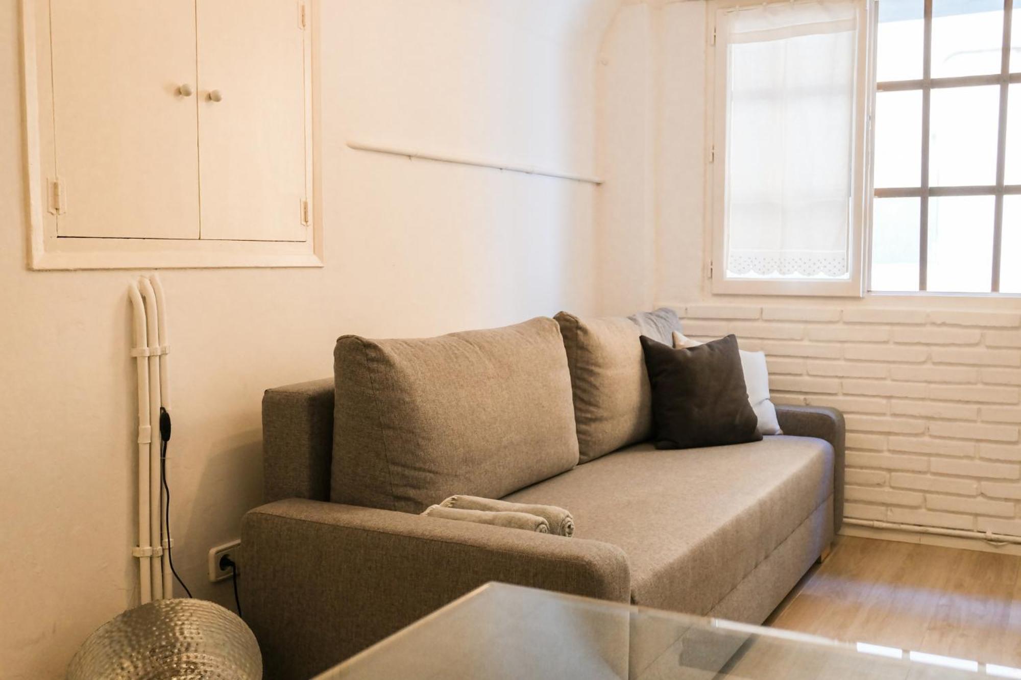 Casa Besalu Estudio En El Centro Del Pueblo Екстер'єр фото