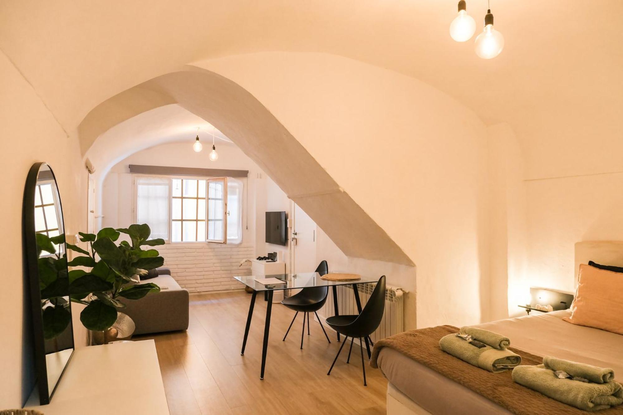 Casa Besalu Estudio En El Centro Del Pueblo Екстер'єр фото